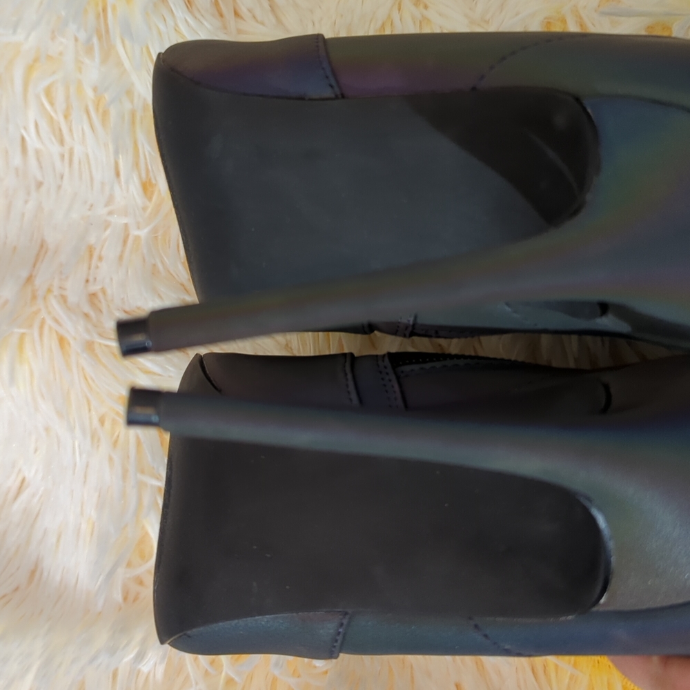 ππ’π Steve Madden Whimsy Reflective Bootiesππ’π - Picture 10 of 15